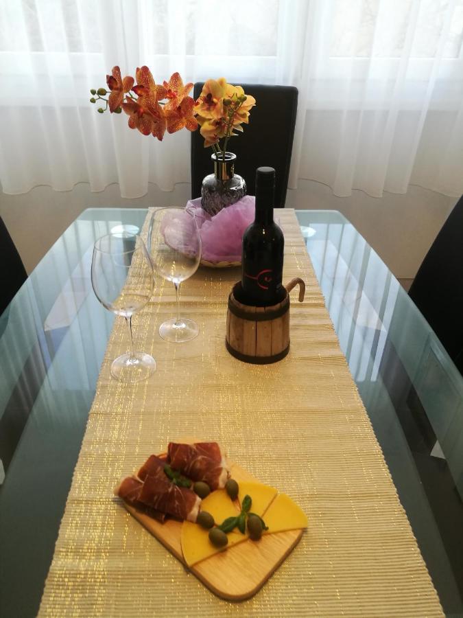 Relax Apartman Сплит Екстериор снимка